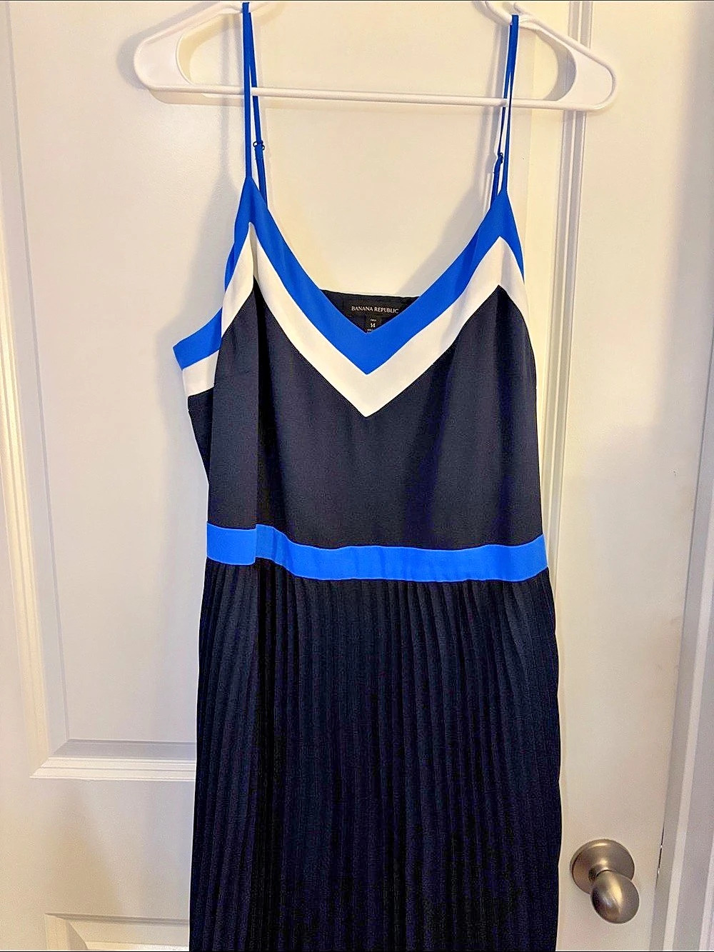 Banana Republic Colorblock Pleated Midi Dress in Black & Blue